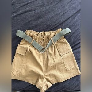 urban outfitters paper bag cargo shorts with belt
